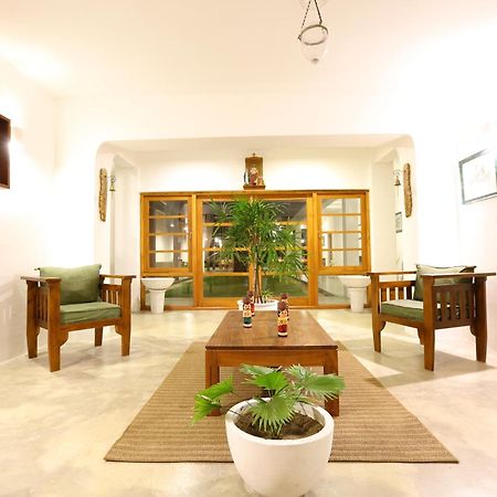 Kayjay Palms Hotel Passikudah ภายนอก รูปภาพ